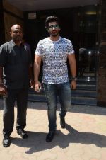 Arjun Kapoor snapped in Mumbai on 17th March 2016